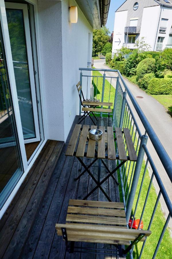 Beeindruckende Wohnung Im Rheintal 格齐斯 外观 照片